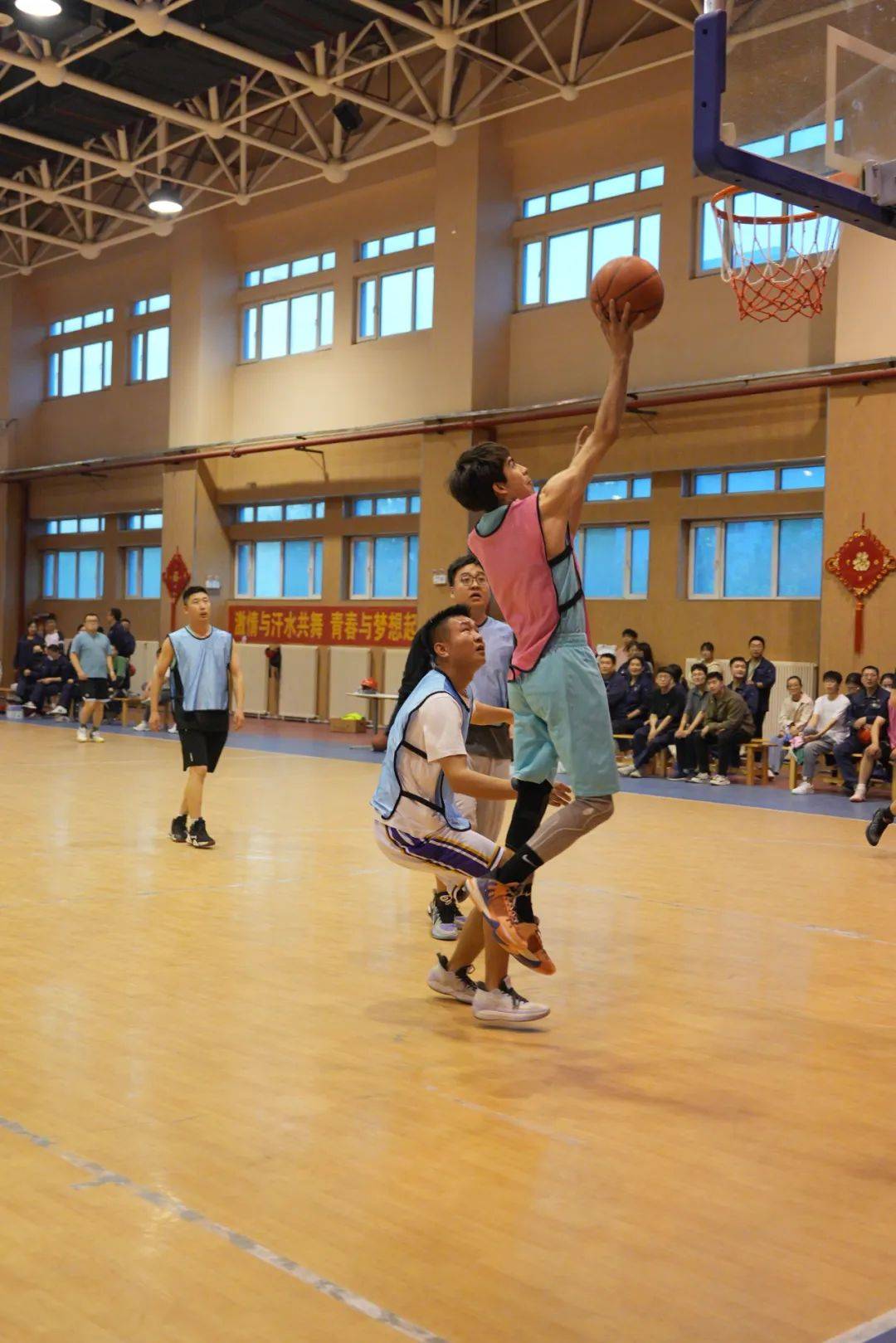 leyu.com-特色篮球赛场氛围营造日益提升，打造城市文化新地标的简单介绍