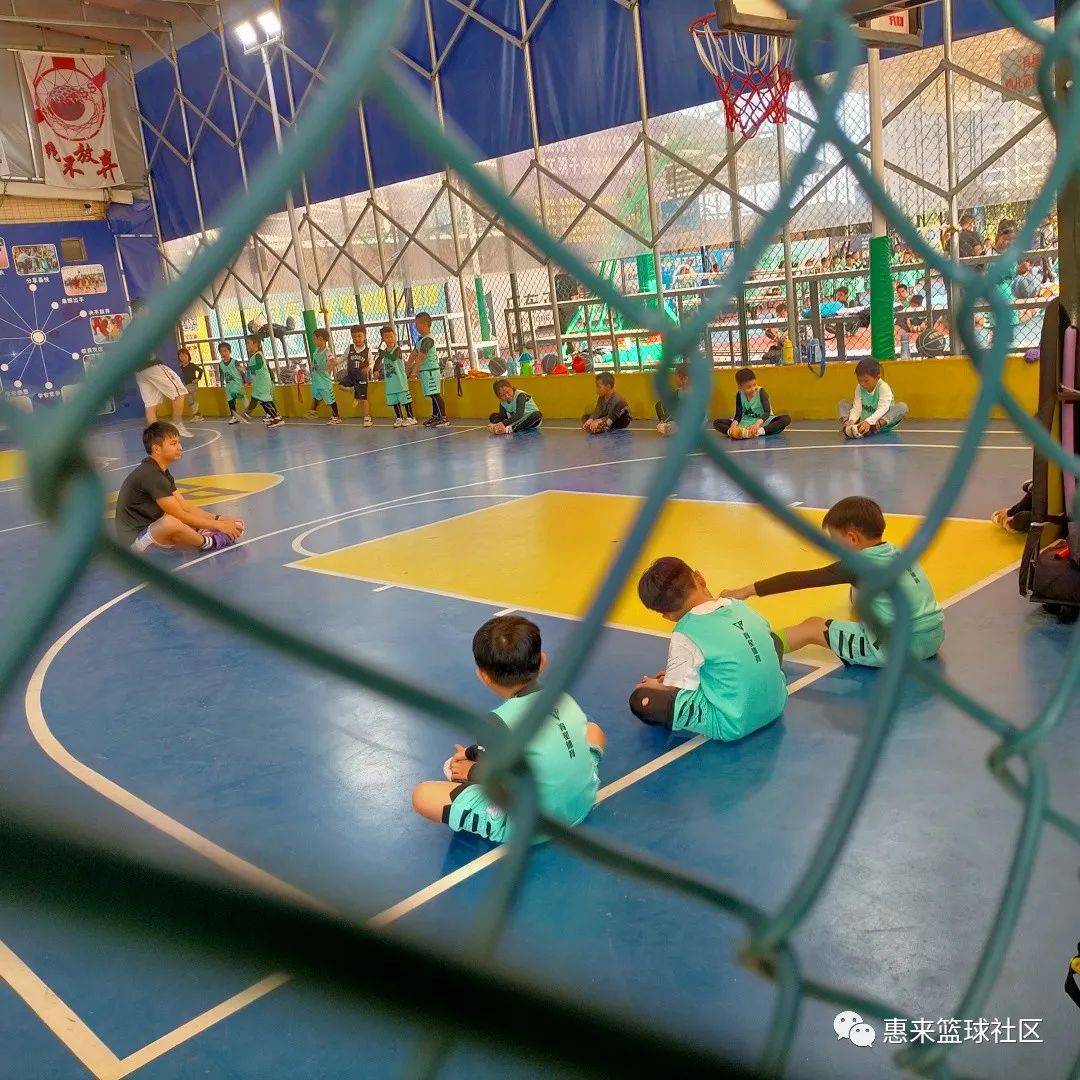 乐鱼体育平台官网-青少年篮球比赛配套培训课程全面开设，助力运动技能提升的简单介绍