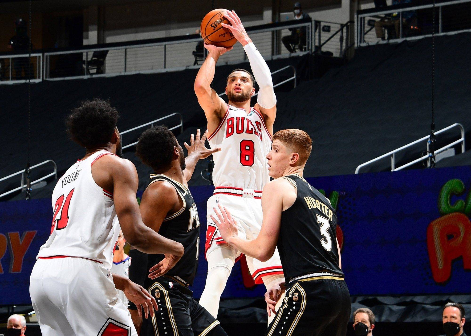 乐鱼体育App下载-“扣篮王揭秘：联盟最炫酷的扣篮技巧”