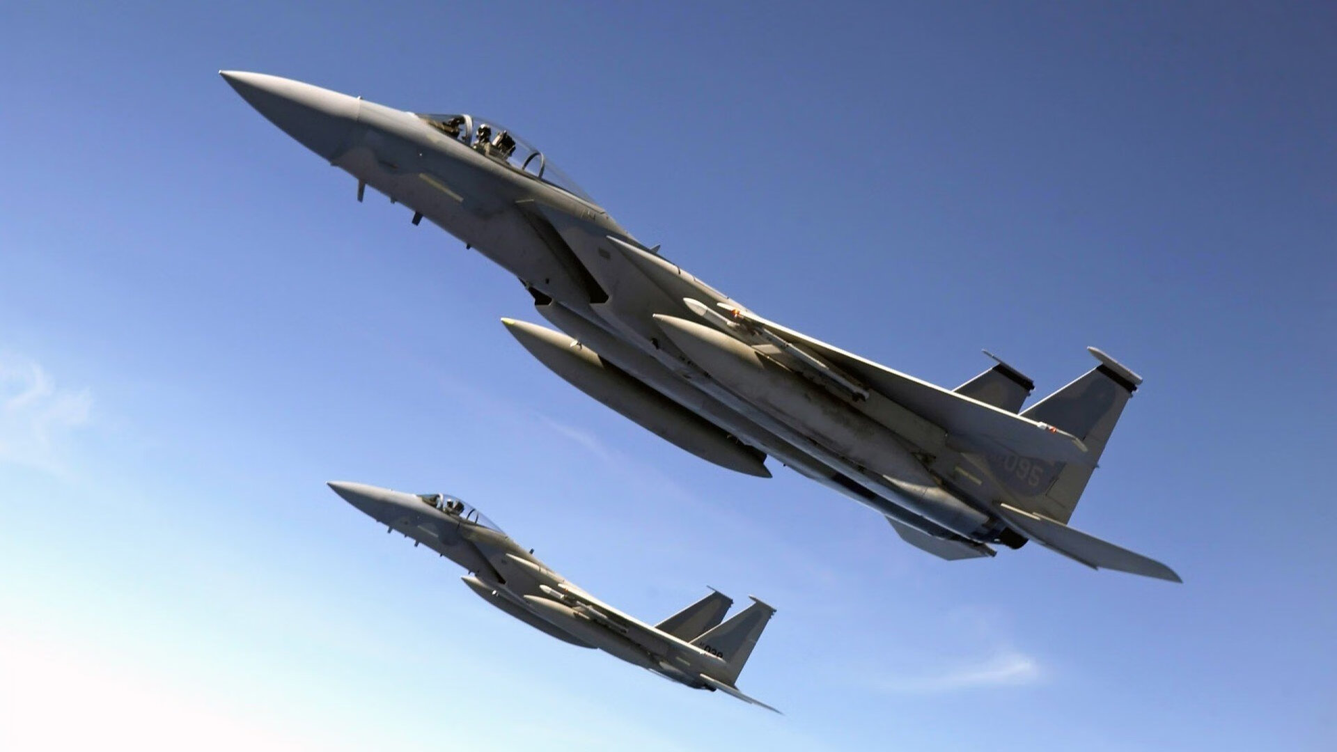 明星嘉宾：助阵台球比赛增添星光熠熠，打台球明星